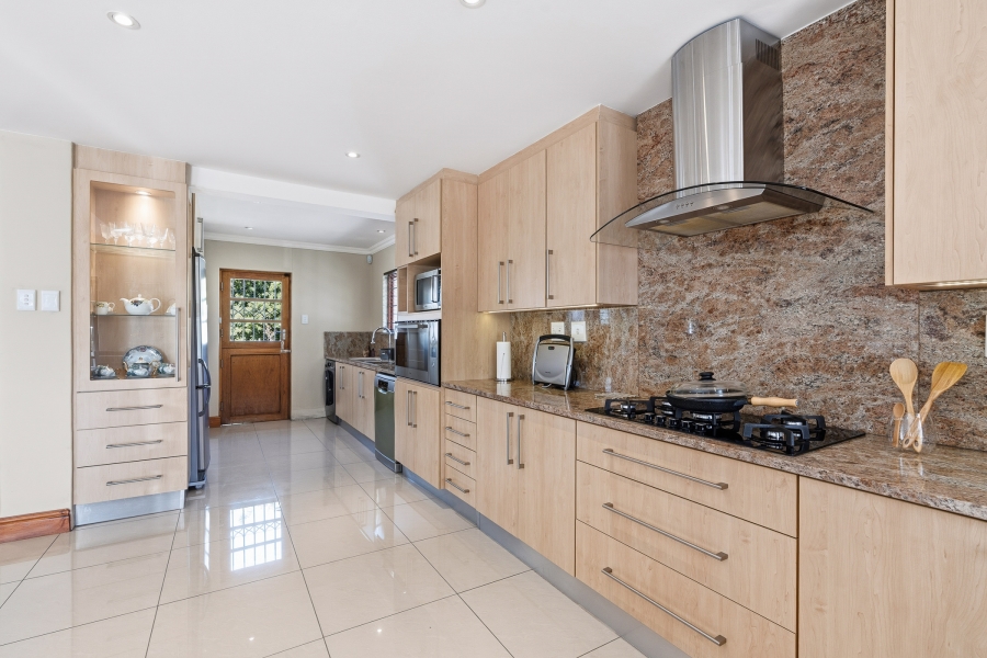 3 Bedroom Property for Sale in Pinelands Western Cape